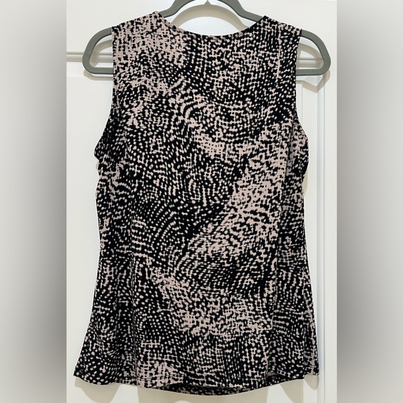 Ellen Tracy women’s Large cowl neck sleeveless black and tan blouse - Picture 3 of 4